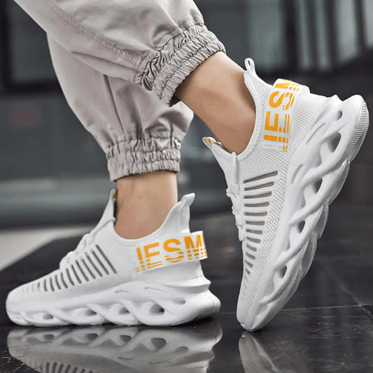 Men / Women Casual Sneakers Outdoor Sport Running Shoe Breathable Vamp Light Tennis Couple Trainers Black White