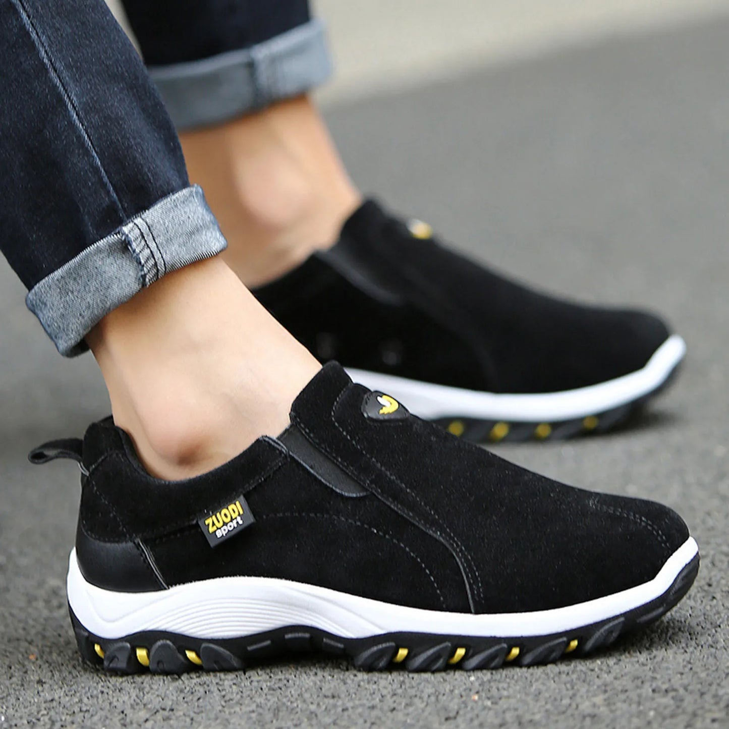 New Casual Shoes Men Sneakers Outdoor Walking Shoes Loafers Simple Comfortable Slip On Lightweight Plus Size Male Footwear